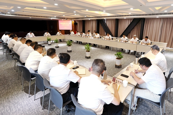 1-寧波海運黨委專題學貫黨的二十屆三中全會精神。陸瑩攝_副本.jpg